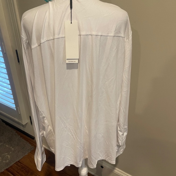 Professional & perfect Calvin Klein white plus size blouse with pocket. New/tags - Picture 4 of 6